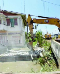 Vendors issued final removal notices, fence demolished as ECD road works advances