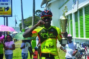 Golden bite! Hamza Eastman tastes victory and the ounce of Gold prize for winning the 80-mile road race