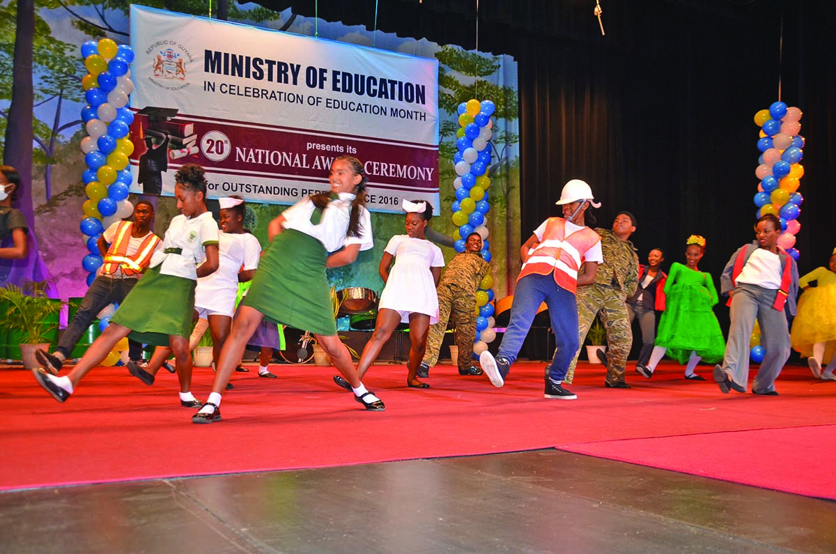 Education Minister reiterates call for students to be well rounded ...