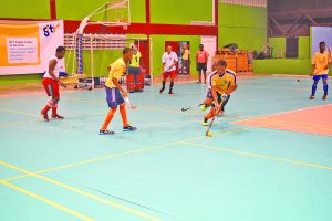 Newcomers 2020 (yellow & blue) came up short against Old Fort 