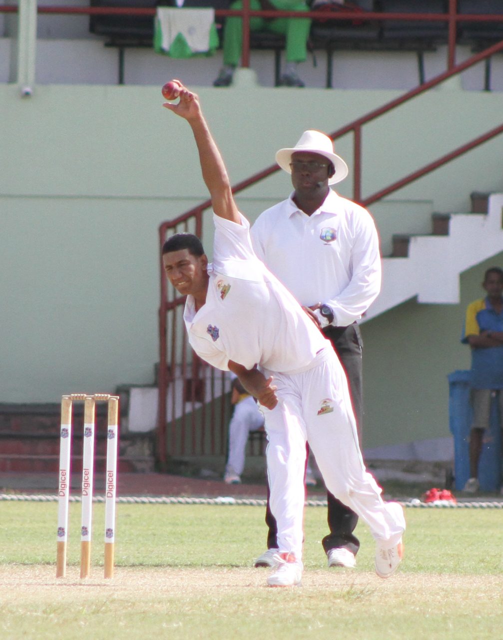 Gudakesh Motie was brought into the attack after 33 overs
