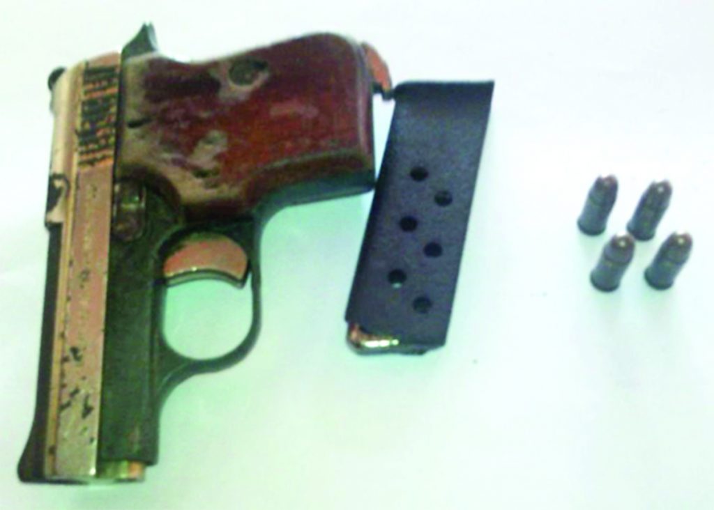 The firearm and ammunition found at Konawaruk Backdam, Mahdia