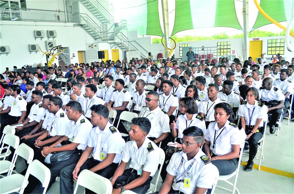 Students who graduated in aviation training courses