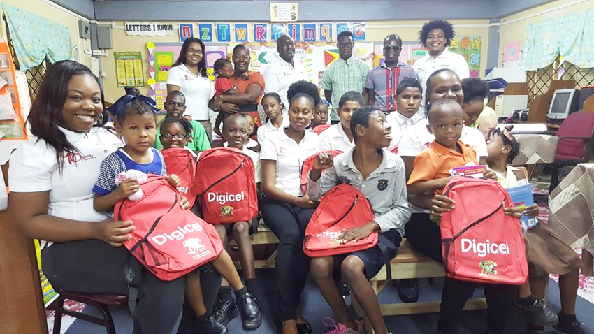 Staff members with students of the Linden Low Vision Unit 