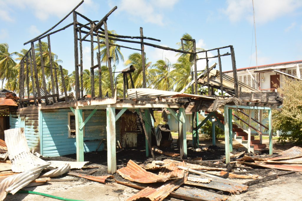 Breaking News: Children rescued from burning house - Guyana Times