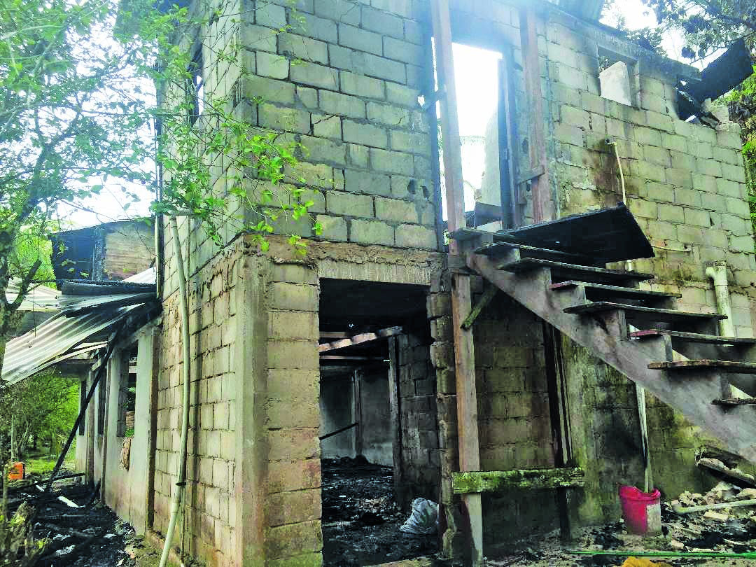 7 homeless as Linden home goes up in flames - Guyana Times