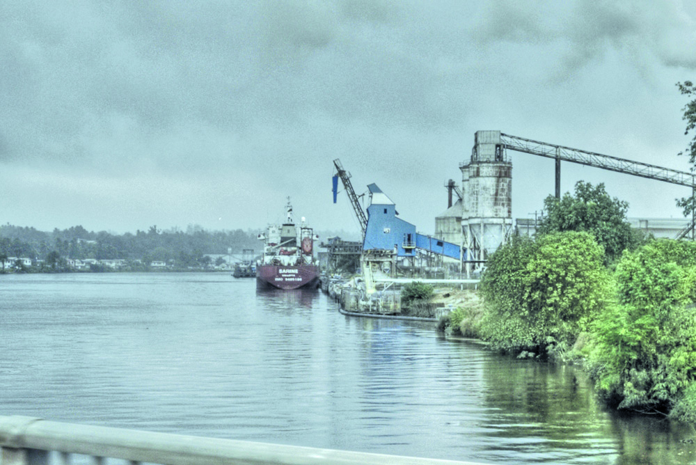 Govt mulls reopening of bauxite industry in new Region 10 areas