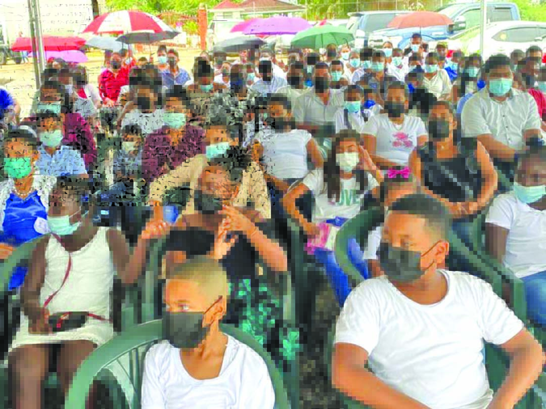 Over 490 children in Reg 2 now computer literate - Guyana Times