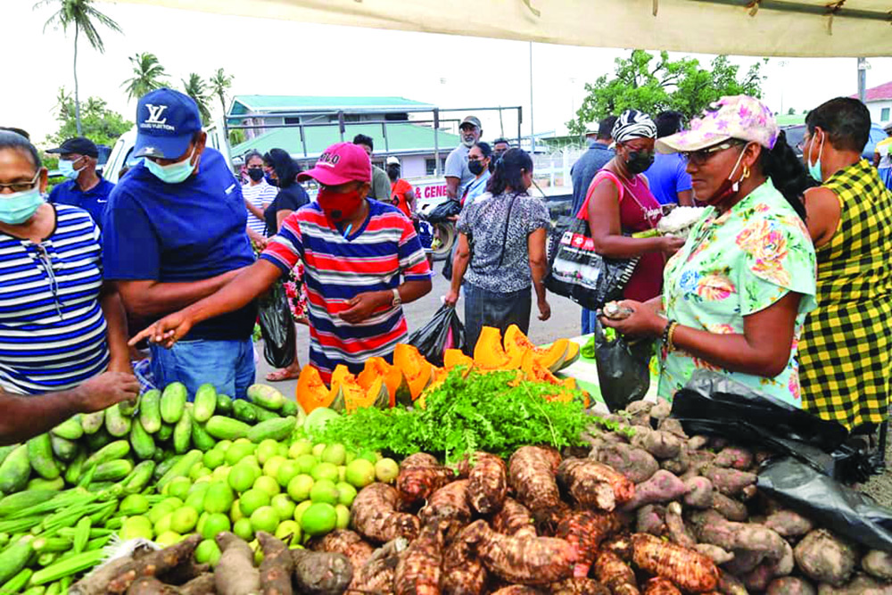 Large turnout as Region 6 residents capitalise on farmers’ market ...