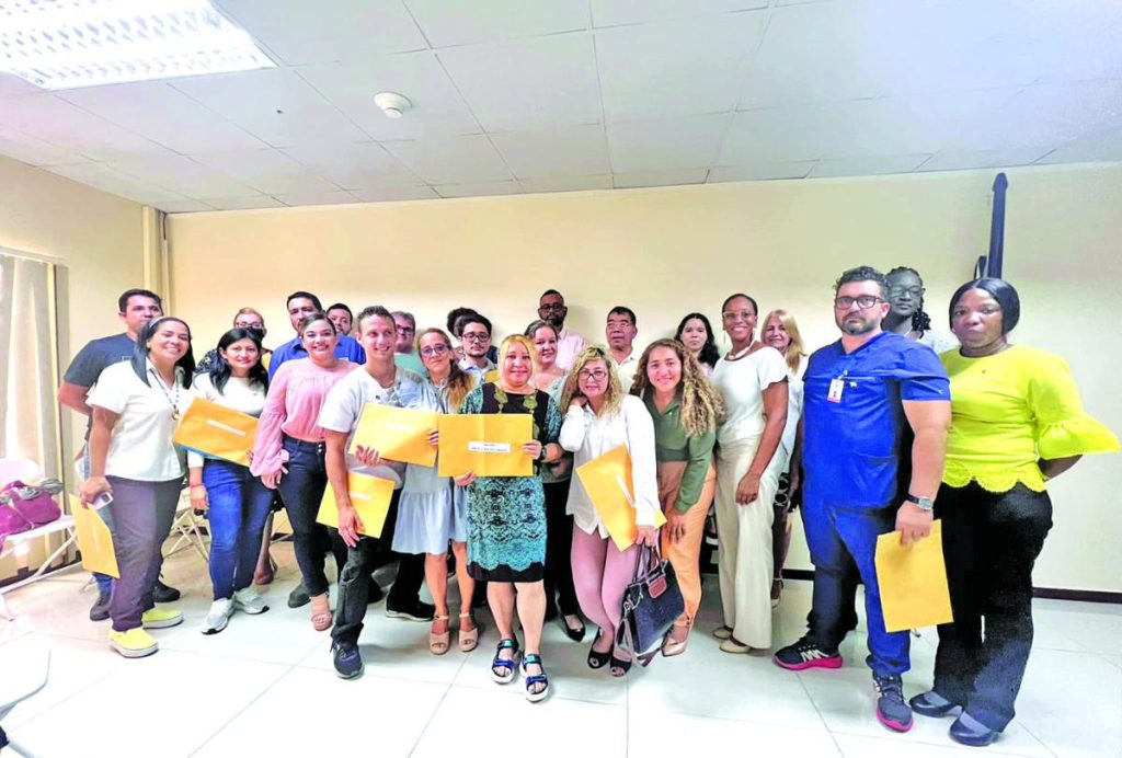 39 persons from 13 countries now Guyanese citizens - Guyana Times