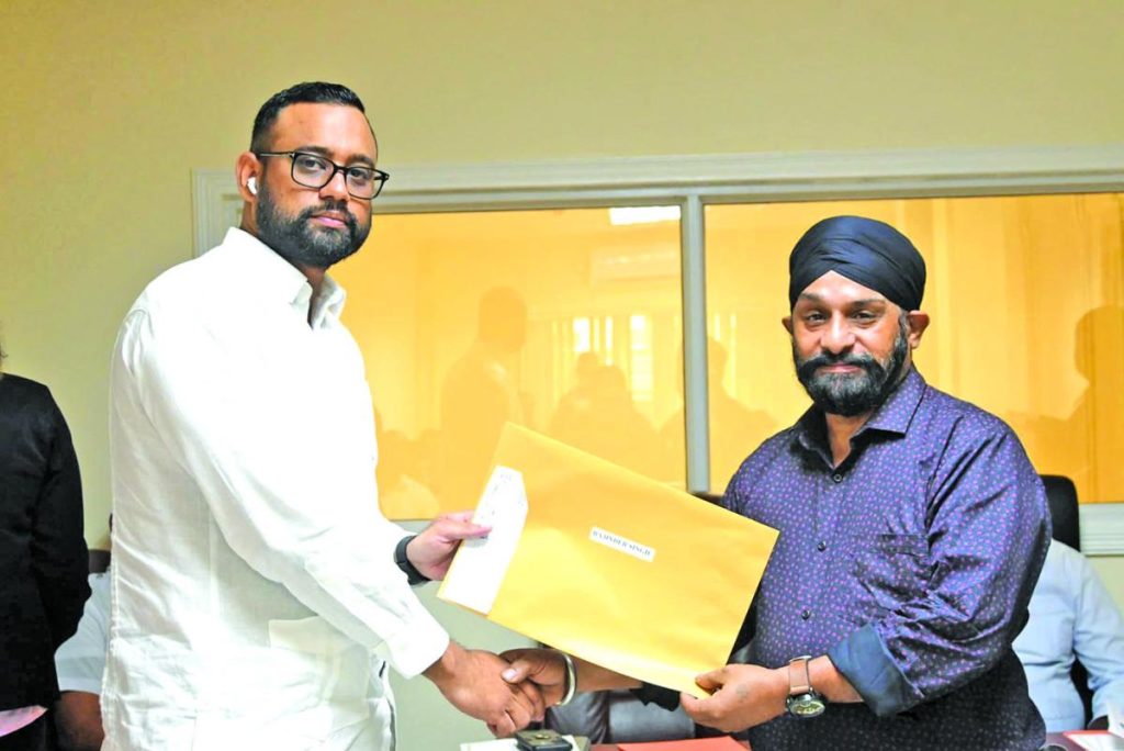 39 persons from 13 countries now Guyanese citizens - Guyana Times