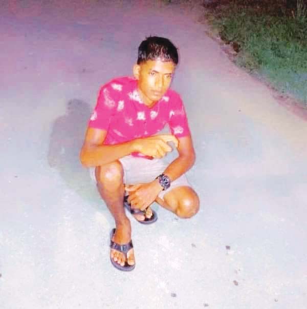 Teen fatally stabbed by man he allegedly robbed - Guyana Times