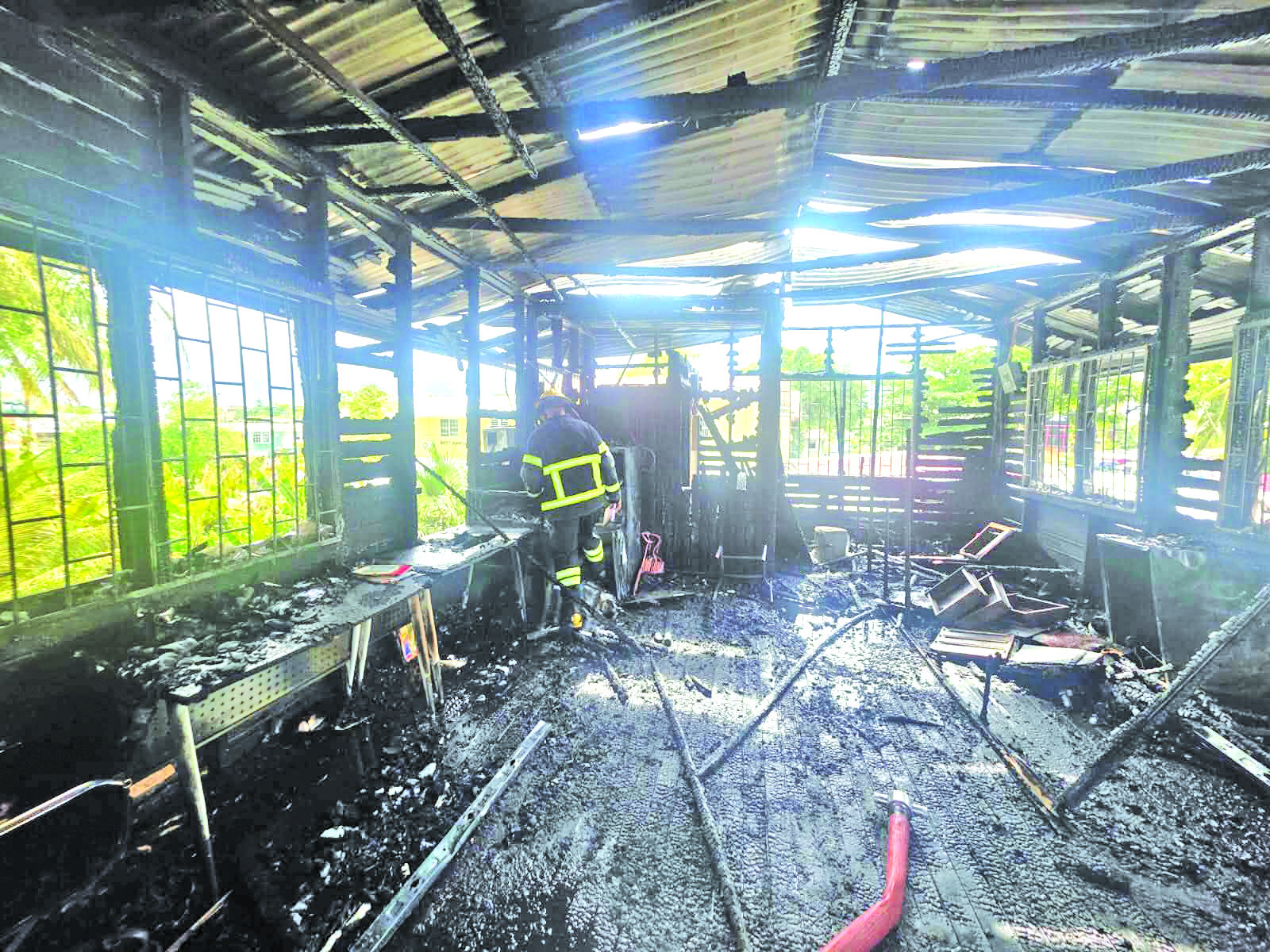 Firefighters contain East La Penitence blaze