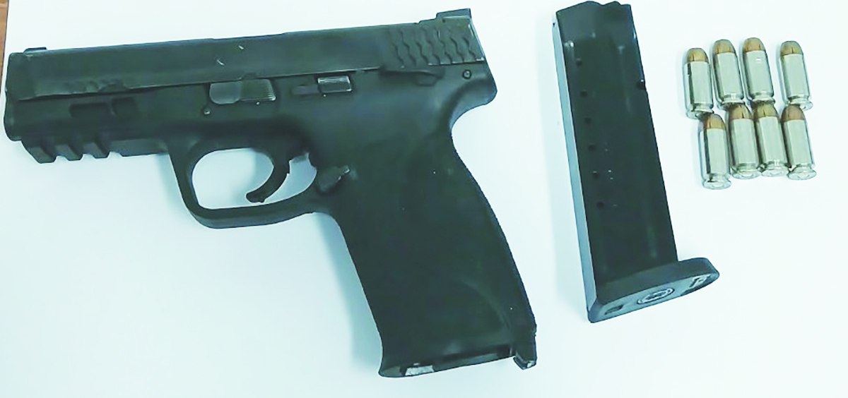 Pregnant women suspected of tossing loaded firearm after Police intercepts minibus