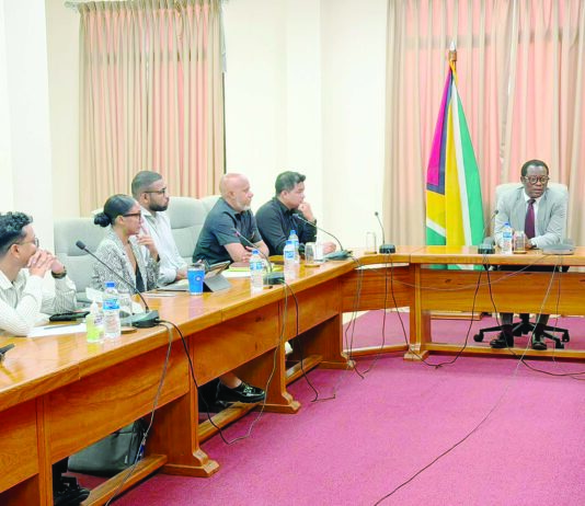 Private Sector discusses trade, tariff woes with Foreign Minister