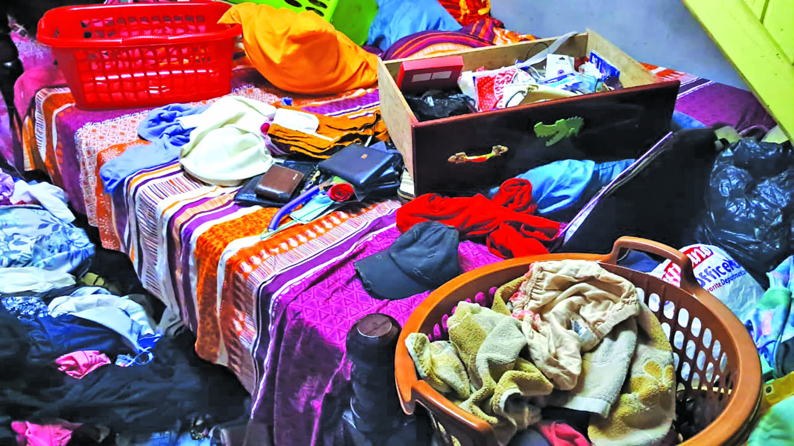 Bandits put cutlass to child’s neck during Sheet Anchor robbery – Father