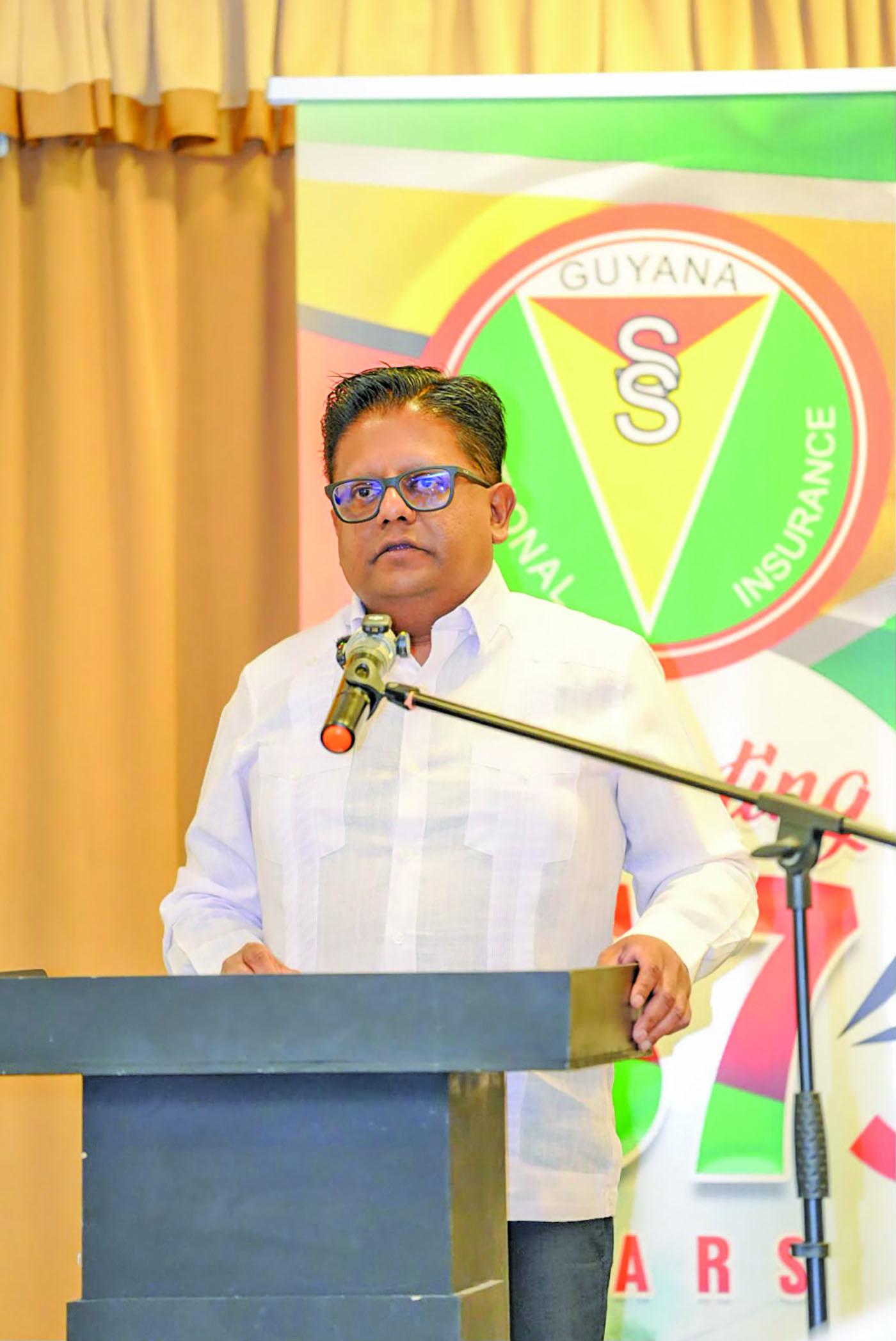 Commencement order signed, clearing way for Development Bank