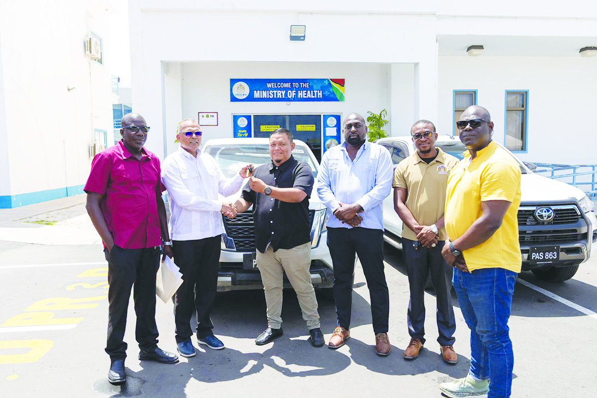 Govt hands over vehicles to strengthen regional healthcare services